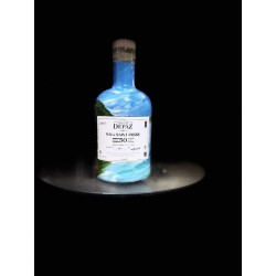 LOT 35 - Mouillage à l'Anse Turin sous un bleu Klein (17/50)